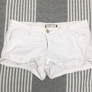 White Abercrombie and Fitch shorts